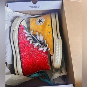 BRAND NEW CONVERSE AND LIMITED EDITION